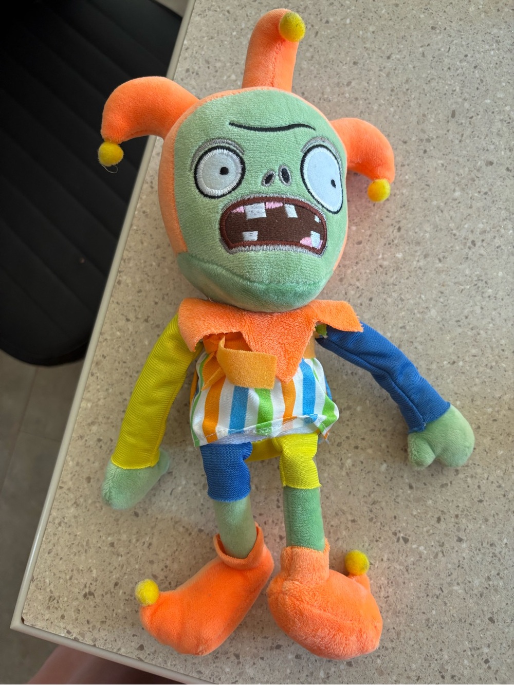 C Plants vs Zombies - Zombie Joker/Jester Plush Stuffed Toy 12" with Suction Cup